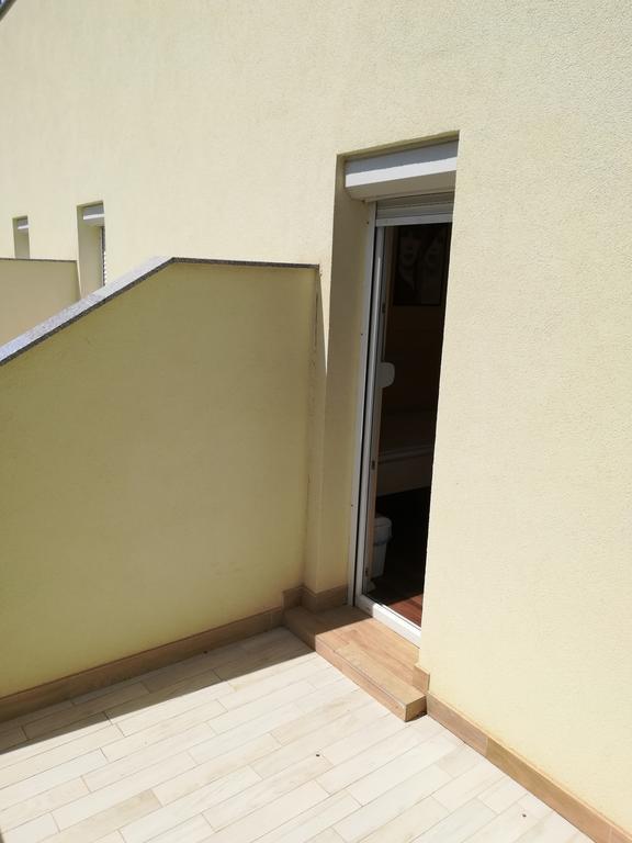 Cinema House Single & Double Rooms & Studio Apartments Pula Ngoại thất bức ảnh