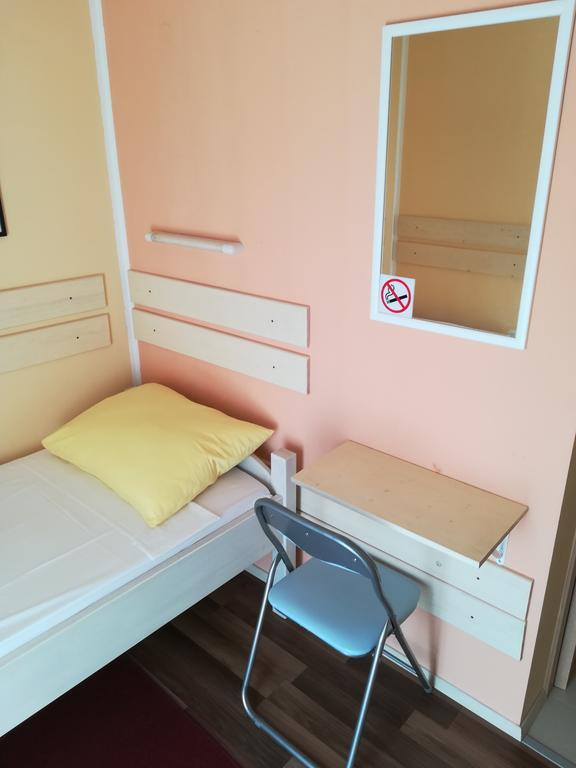 Cinema House Single & Double Rooms & Studio Apartments Pula Ngoại thất bức ảnh