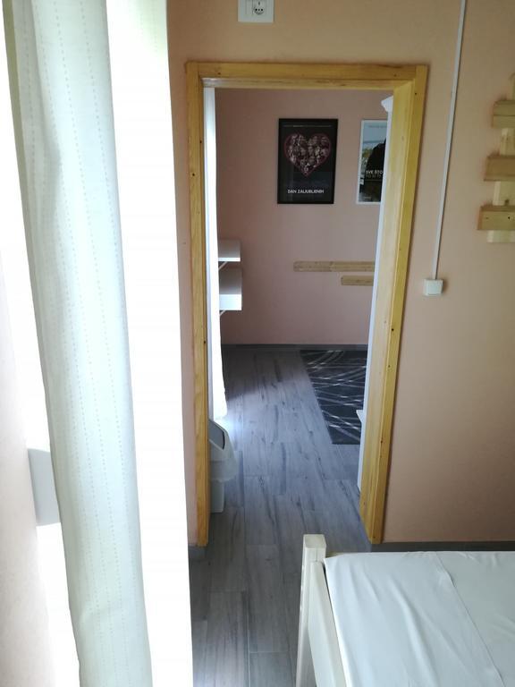 Cinema House Single & Double Rooms & Studio Apartments Pula Ngoại thất bức ảnh