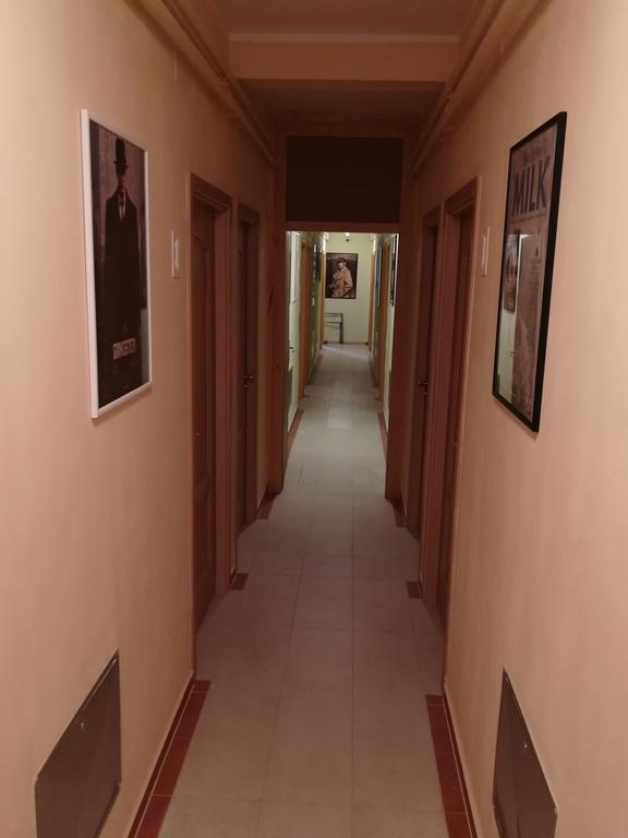 Cinema House Single & Double Rooms & Studio Apartments Pula Ngoại thất bức ảnh